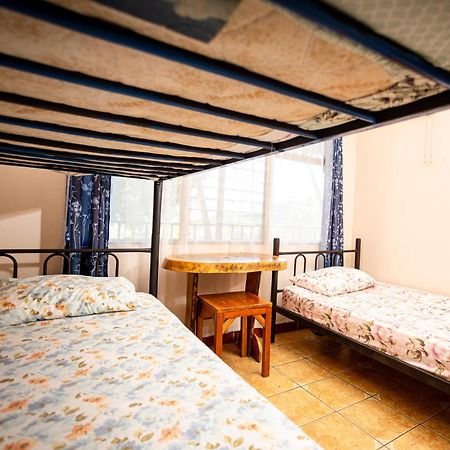 Manuel Antonio Hostel Екстериор снимка