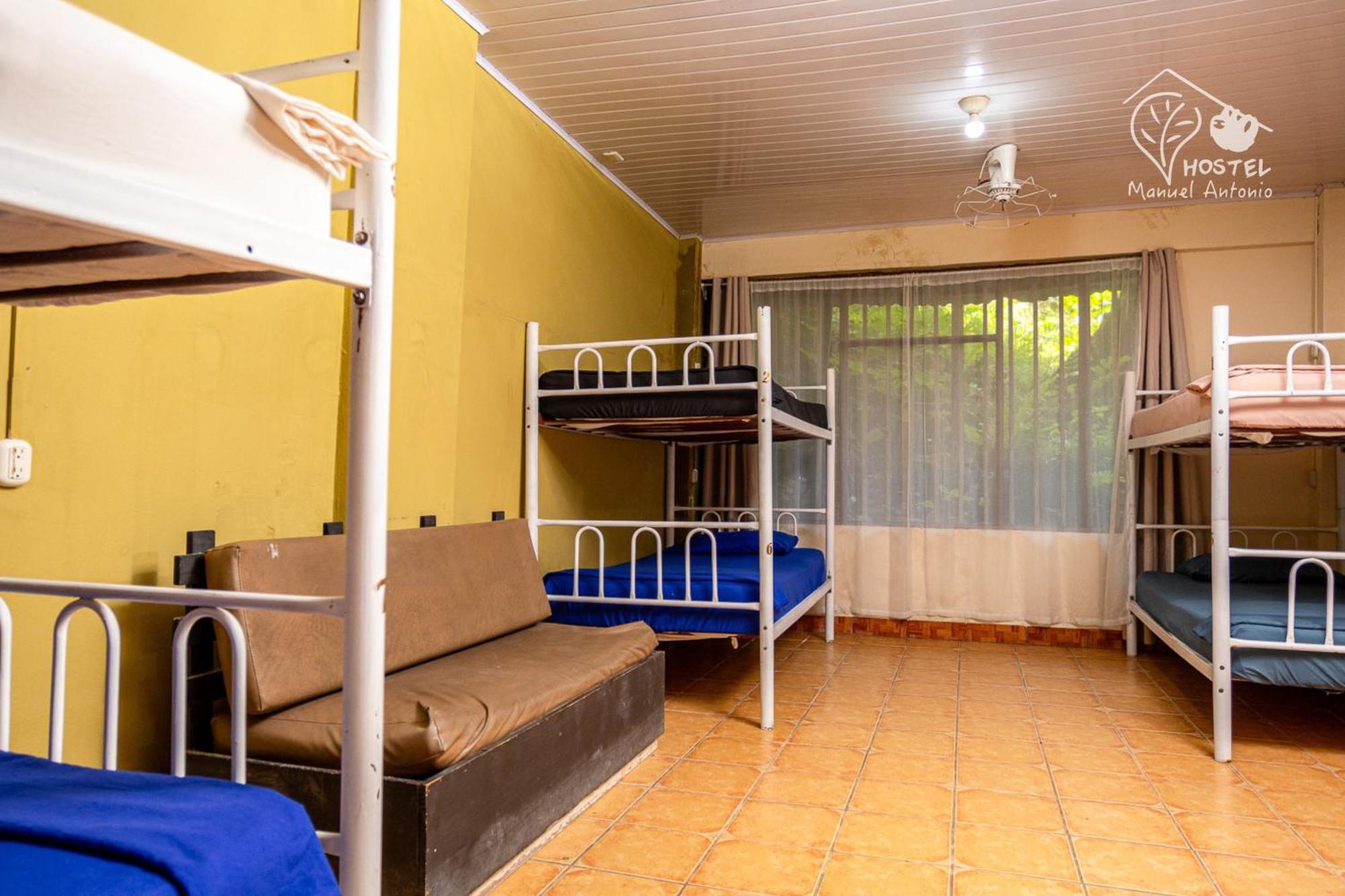 Manuel Antonio Hostel Екстериор снимка