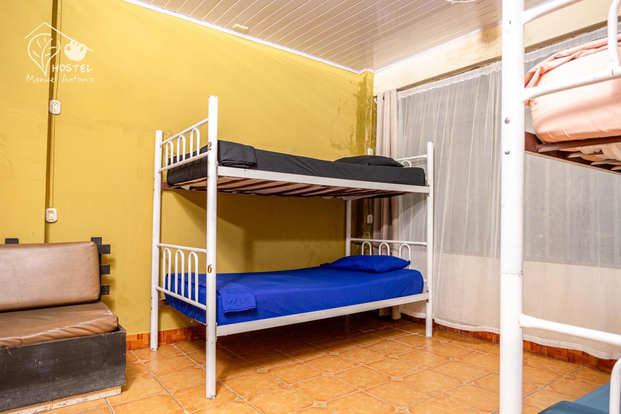 Manuel Antonio Hostel Екстериор снимка