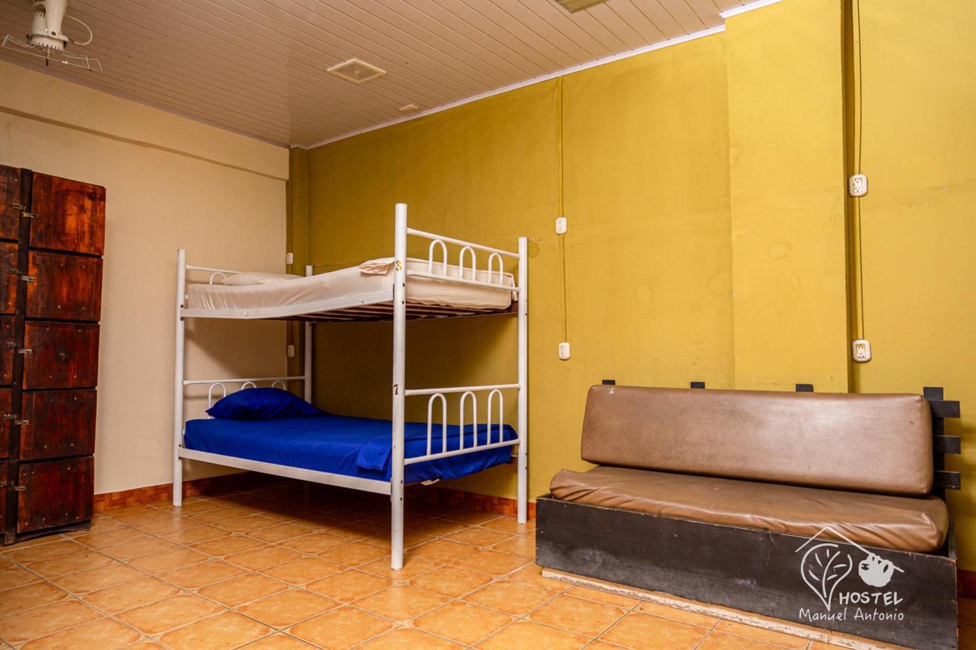 Manuel Antonio Hostel Екстериор снимка
