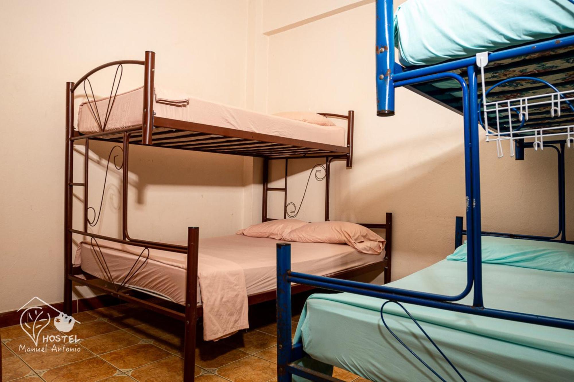 Manuel Antonio Hostel Екстериор снимка