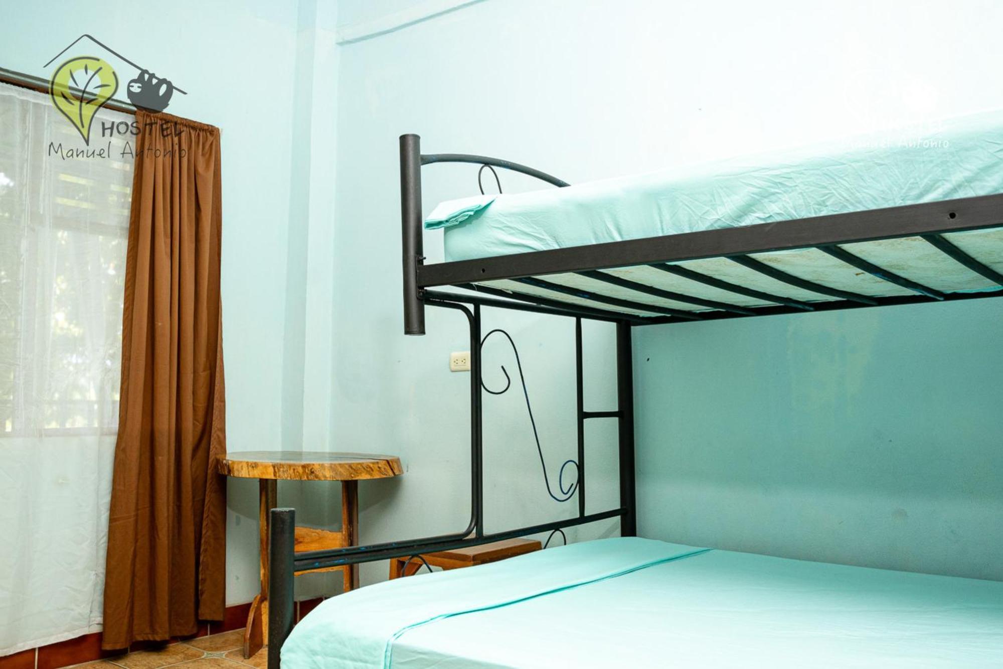 Manuel Antonio Hostel Екстериор снимка