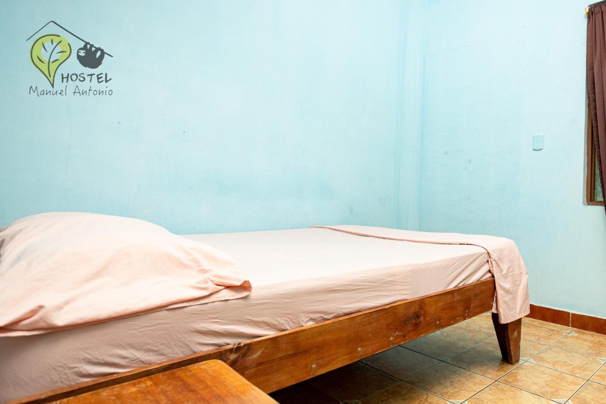 Manuel Antonio Hostel Екстериор снимка